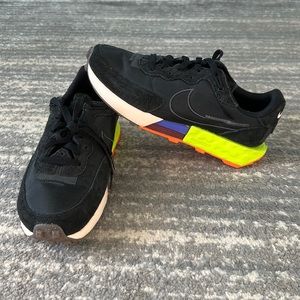 Nike React Size 9 Womens